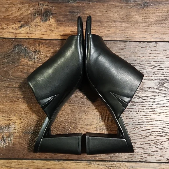 Steve Madden Chunky Block Heels - Picture 3 of 16